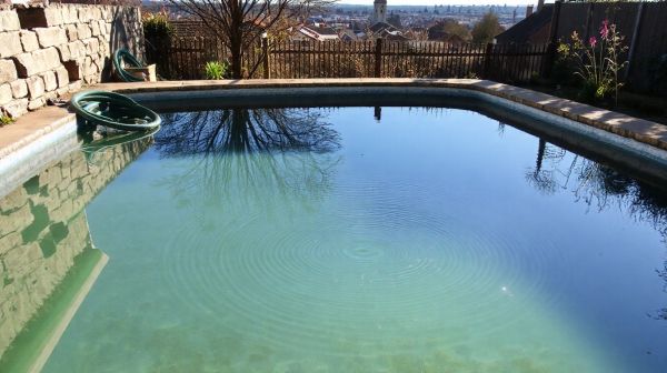 Guide pratique pour identifier les fuites de piscine à Bordeaux